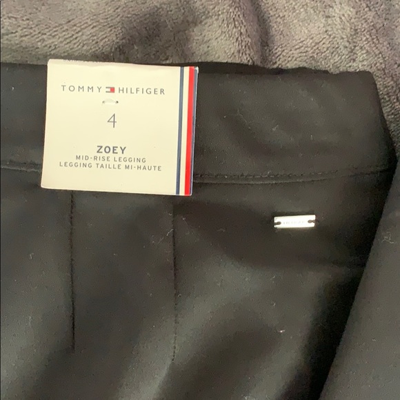 Tommy Hilfiger “Zoey” Mid Rise Legging - Picture 3 of 6
